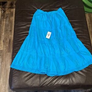 NWT/100% cotton tier skirt – size small/medium